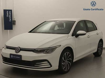 Volkswagen Golf 1.0 eTSI EVO DSG Life del 2021 usata a Busto Arsizio