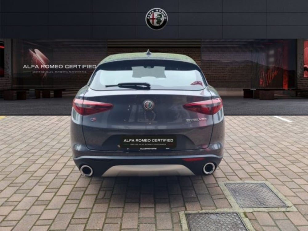 Alfa Romeo Stelvio usata a Monza e Brianza (5)