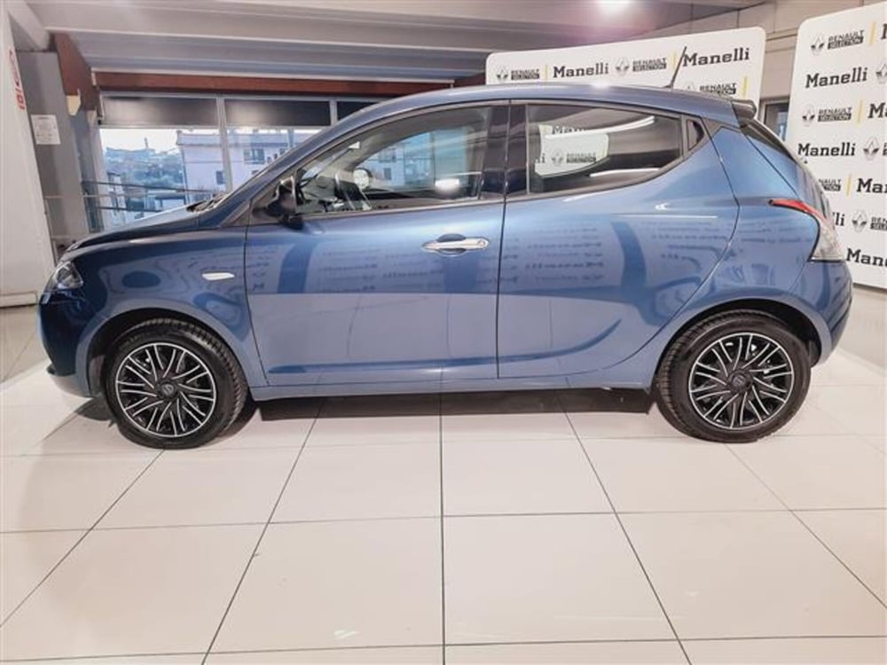 Lancia Ypsilon usata a Brescia (5)