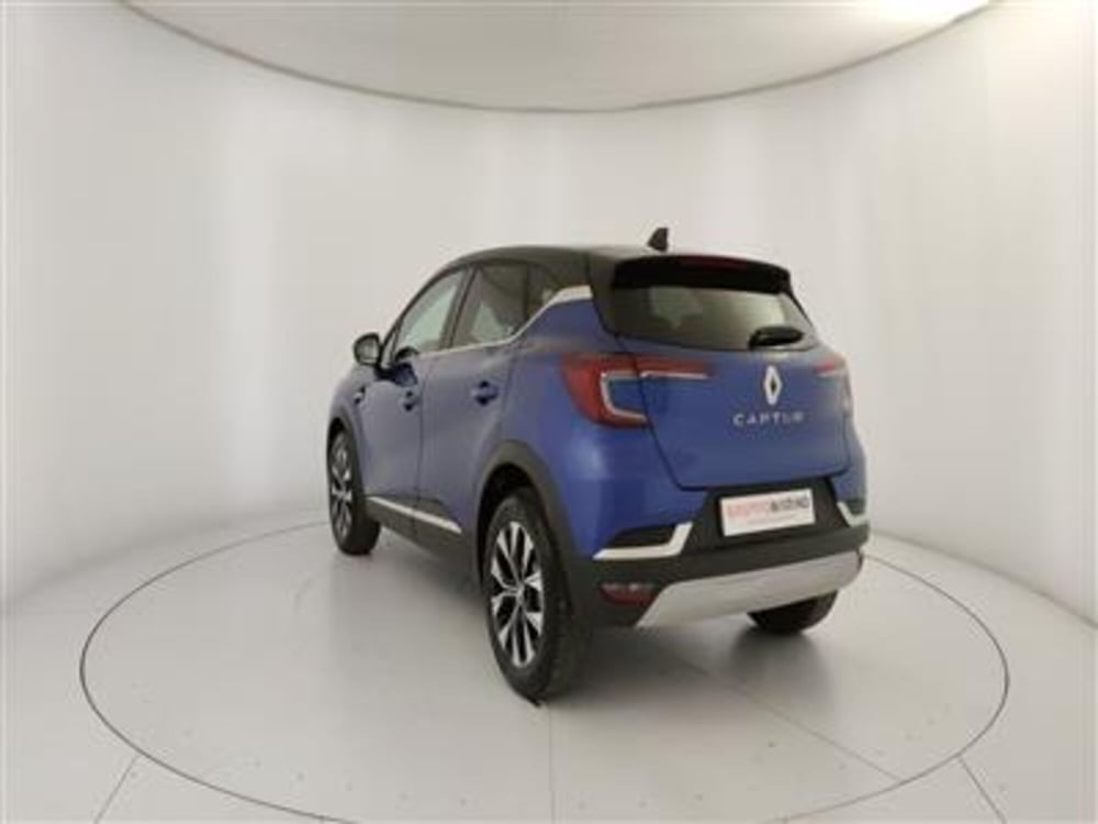 Renault Captur usata a Bari (5)