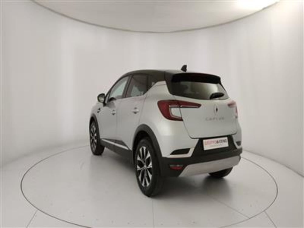 Renault Captur usata a Bari (5)