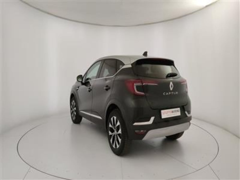 Renault Captur usata a Bari (5)