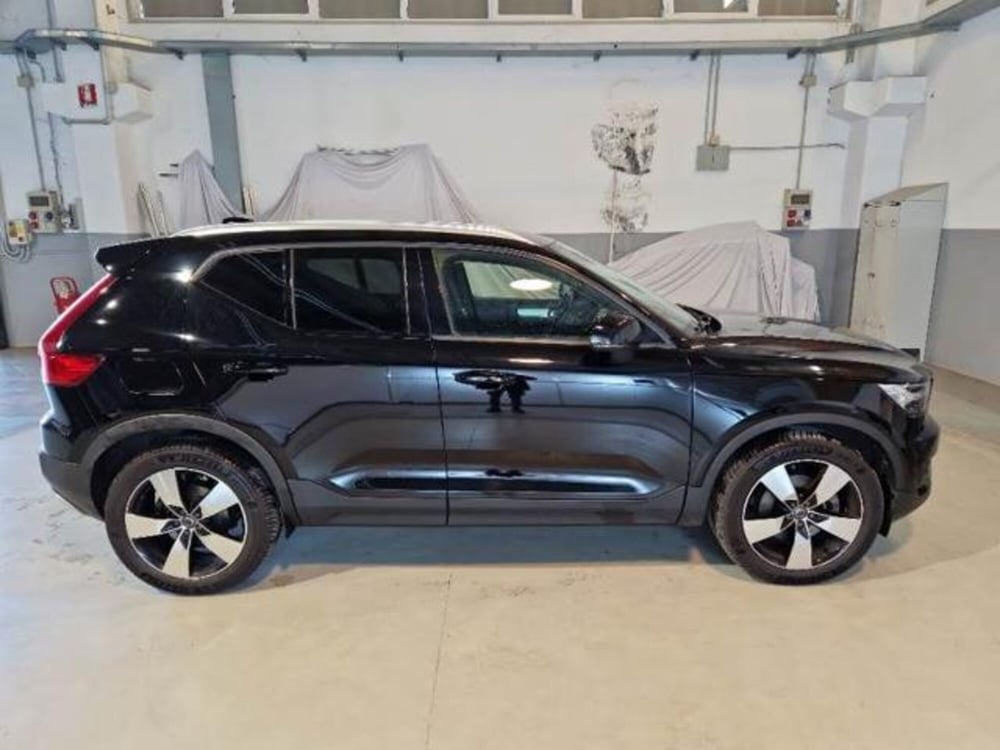 Volvo XC40 usata a Parma (7)