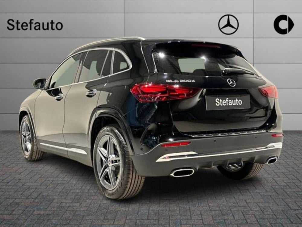 Mercedes-Benz GLA SUV nuova a Bologna (5)