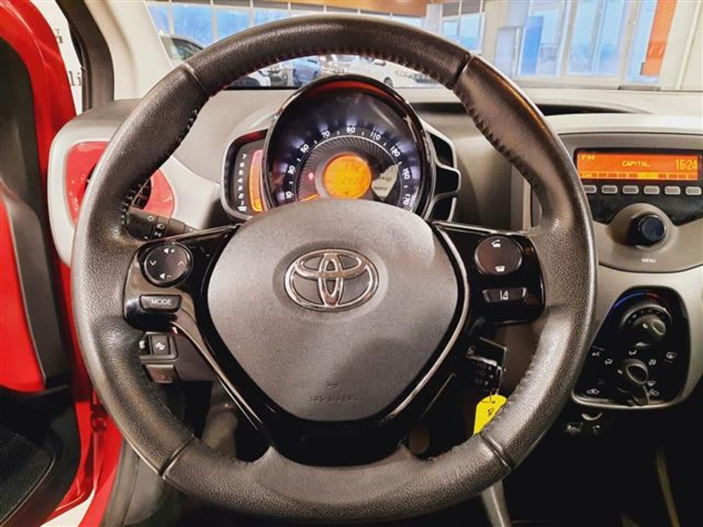 Toyota Aygo X usata a Brescia (15)