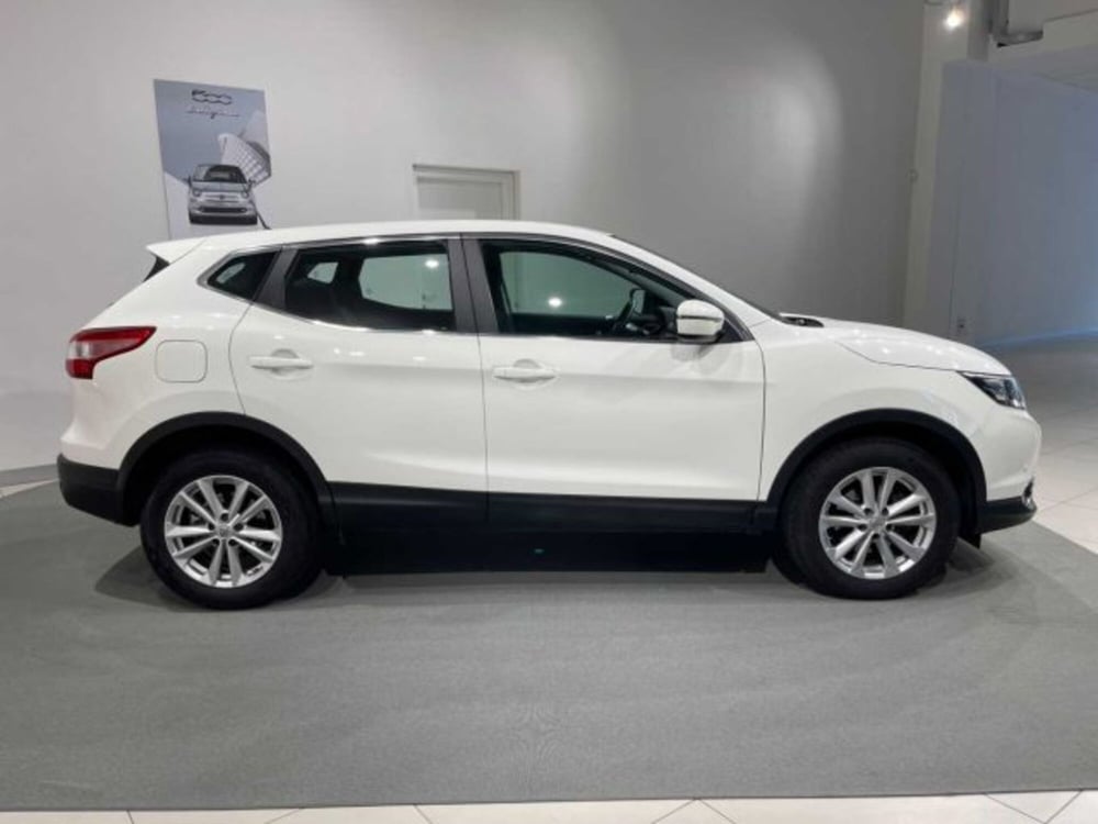 Nissan Qashqai usata a Sondrio (6)