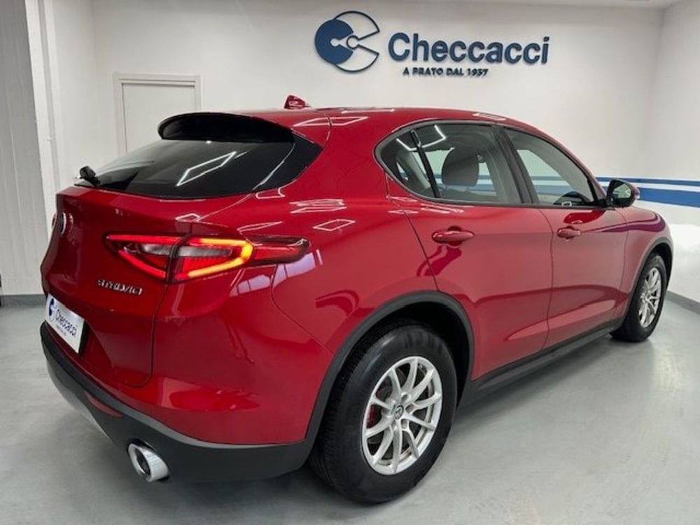 Alfa Romeo Stelvio usata a Prato (11)