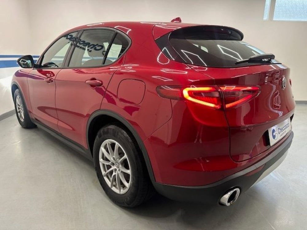 Alfa Romeo Stelvio usata a Prato (7)