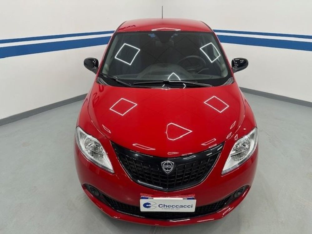 Lancia Ypsilon usata a Prato (3)