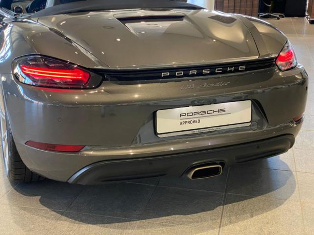 Porsche 718 Boxster  usata a Livorno (14)