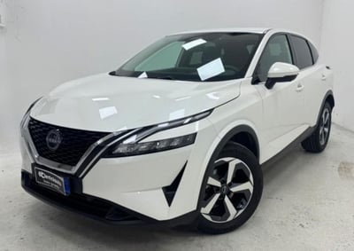 Nissan Qashqai 1.3 DIG-T 140 CV N-Connecta  del 2023 usata a Lurate Caccivio