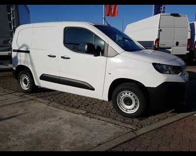 Citroen Berlingo Furgone van M 1.2 puretech 110cv S&amp;S 2p.ti nuova a Solaro