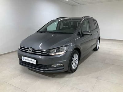 Volkswagen Touran 2.0 TDI 150 CV SCR Business BlueMotion Technology  del 2017 usata a Cagliari