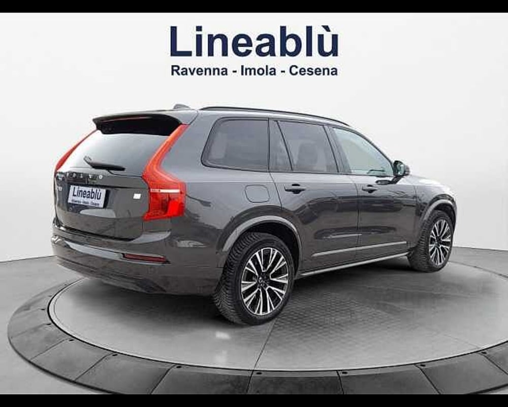 Volvo XC90 usata a Ravenna (5)