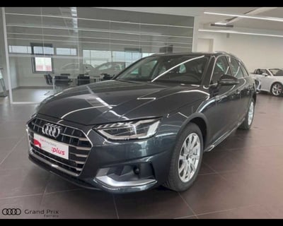 Audi A4 Avant 30 TDI/136 CV S tronic S line edition  nuova a Castenaso