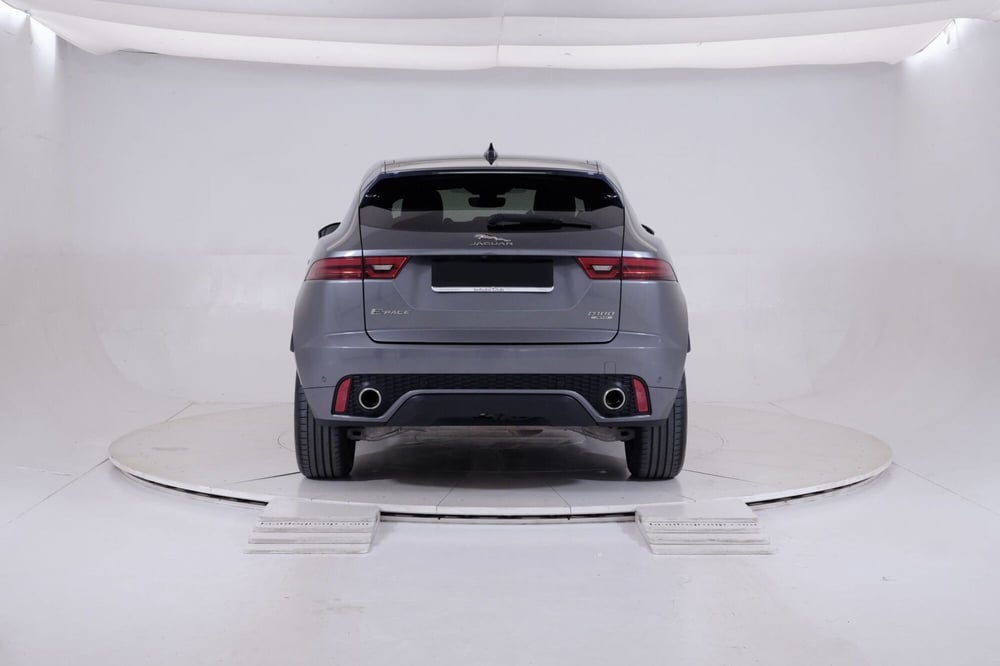 Jaguar E-Pace usata a Torino (3)