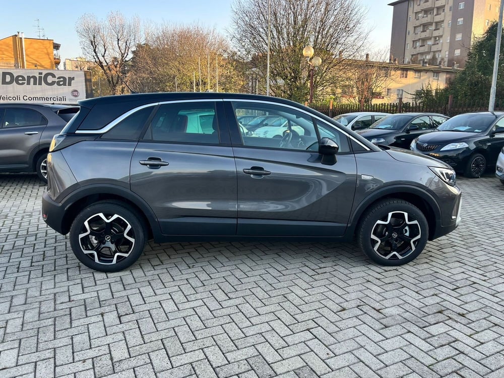 Opel Crossland nuova a Milano (5)