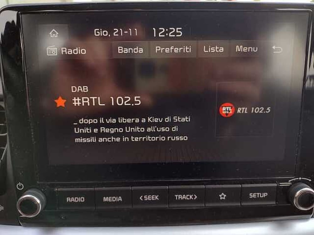 Kia Stonic usata a Milano (16)