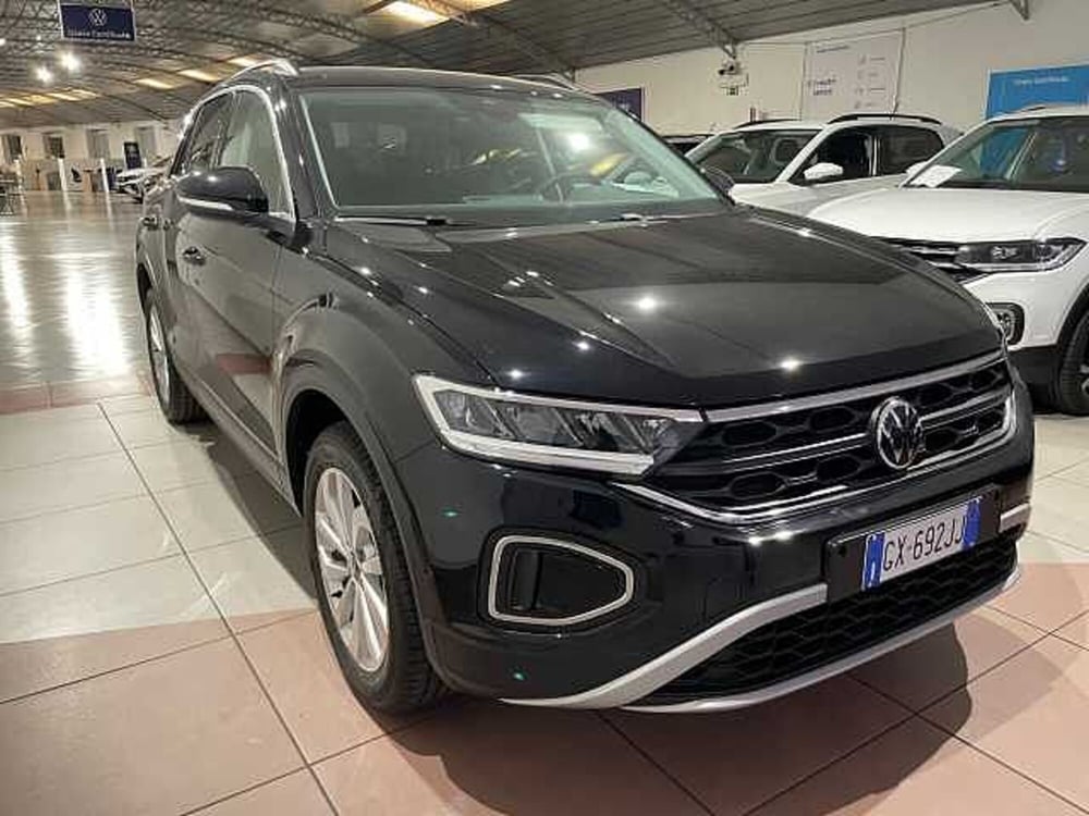 Volkswagen T-Roc nuova a Genova (6)