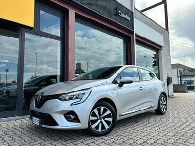 Renault Clio 1.6 E Tech full hybrid 145cv Techno qstomize van del 2021 usata a Parma