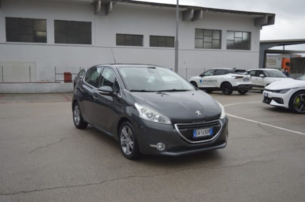 Peugeot 208 usata a Latina