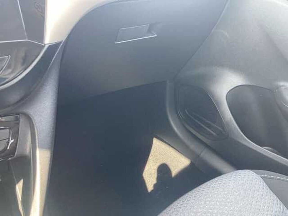 Opel Corsa nuova a Messina (16)