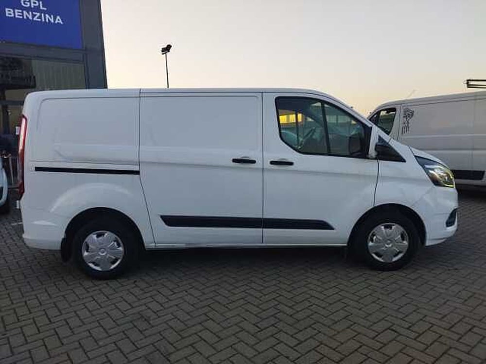 Ford Transit Custom Furgone usata a Torino (9)