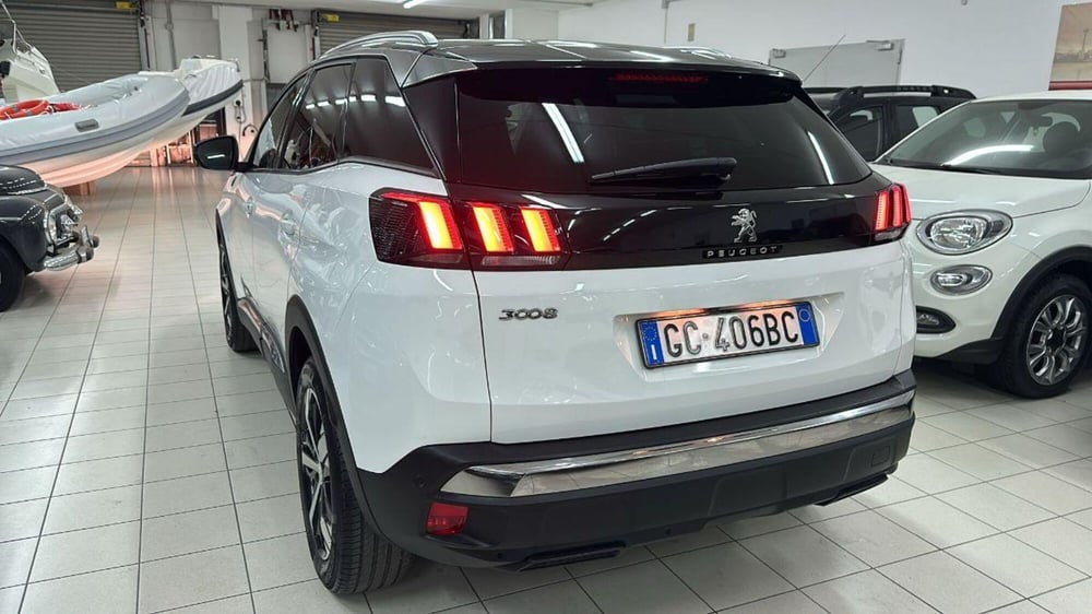 Peugeot 3008 usata a Napoli (3)