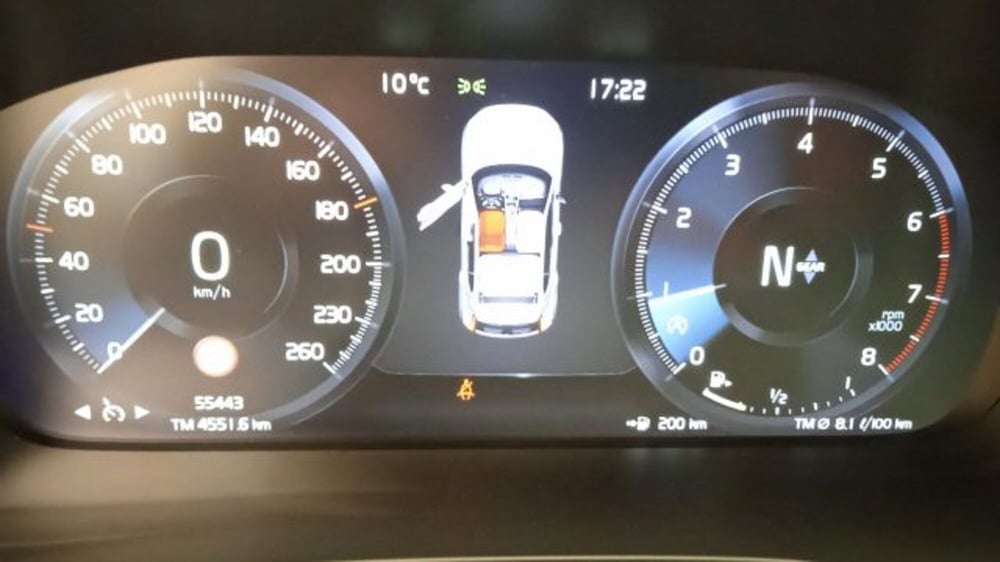 Volvo XC40 usata a Torino (8)