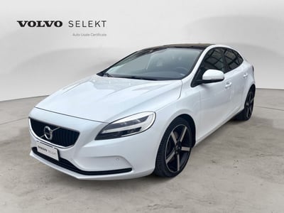 Volvo V40 D2  del 2018 usata a Bari