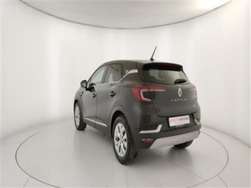 Renault Captur usata a Bari (5)