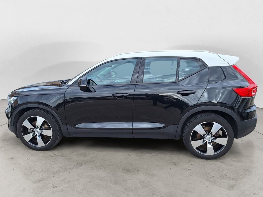 Volvo XC40 usata a Bari (5)