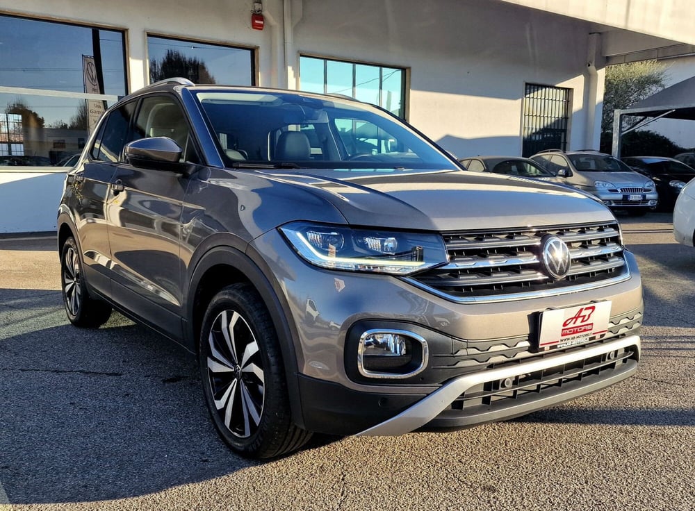 Volkswagen T-Cross usata a Varese (3)