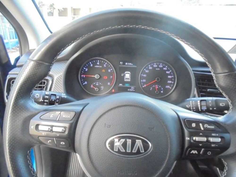 Kia Rio usata a Novara (9)