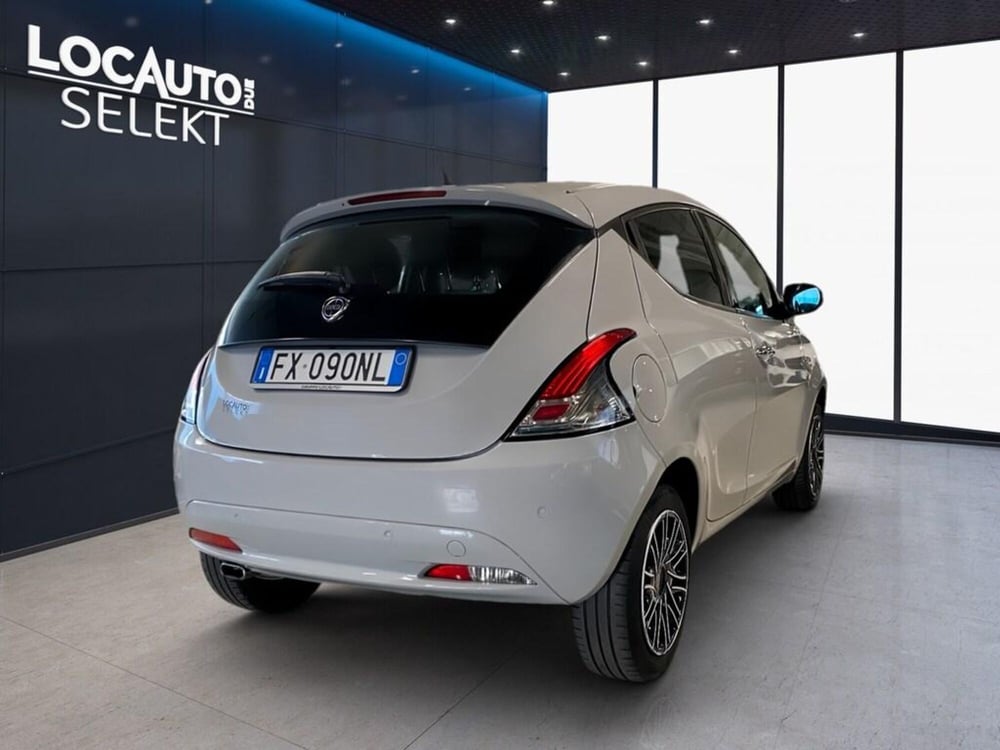 Lancia Ypsilon usata a Torino (4)