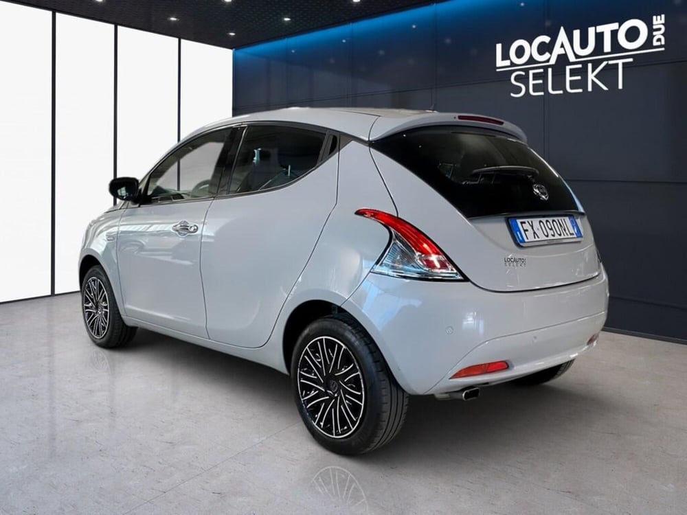 Lancia Ypsilon usata a Torino (5)