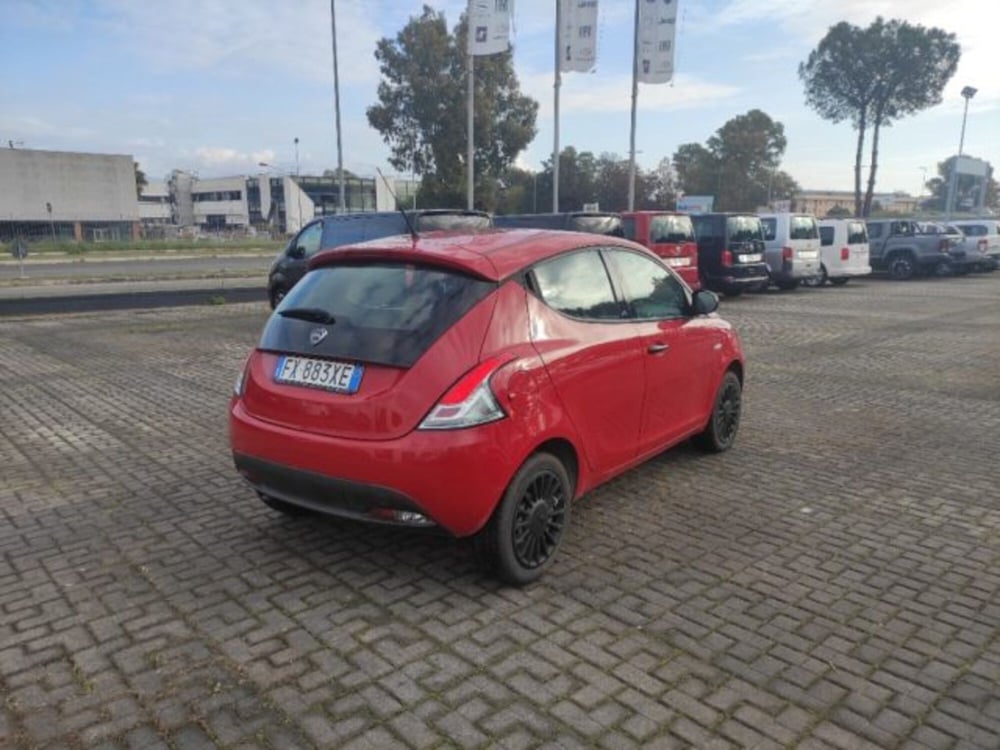 Lancia Ypsilon usata a Frosinone (6)