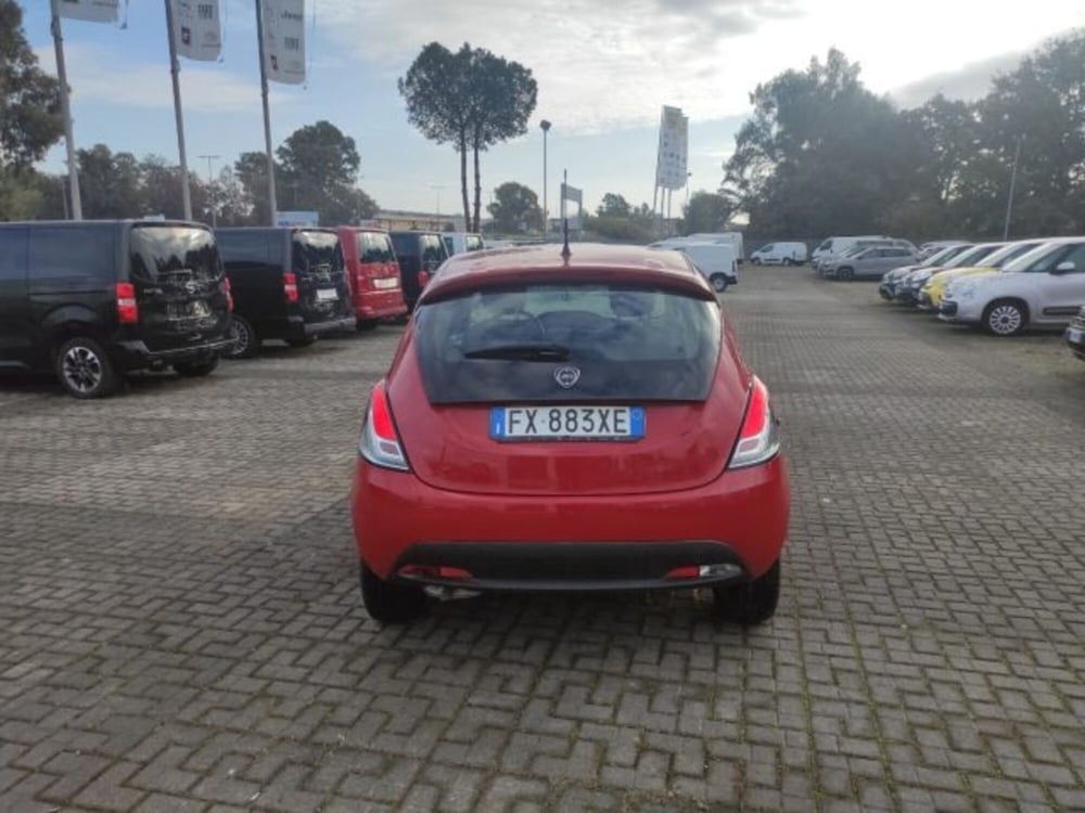 Lancia Ypsilon usata a Frosinone (17)
