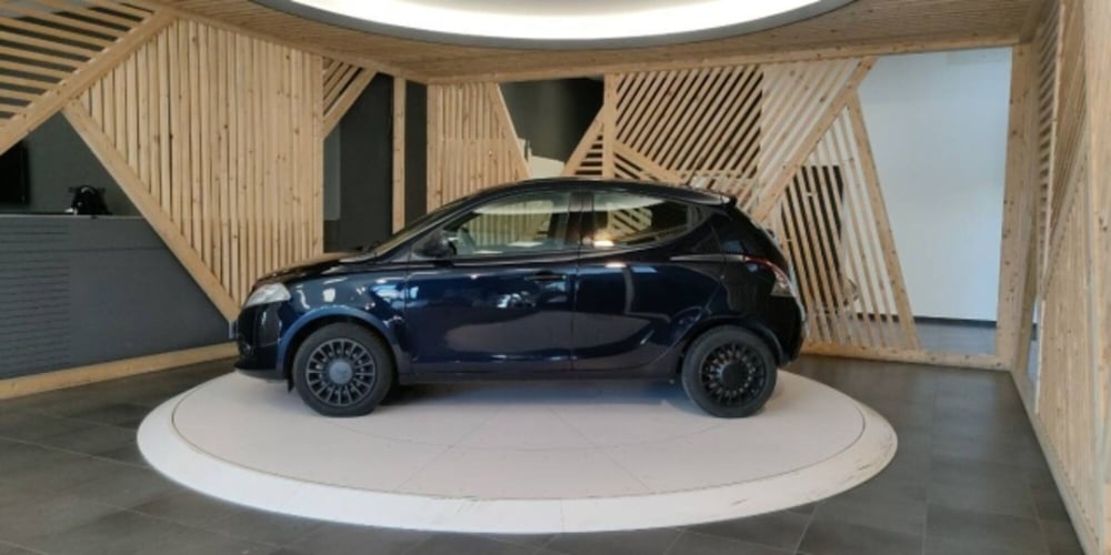 Lancia Ypsilon usata a Catanzaro (9)