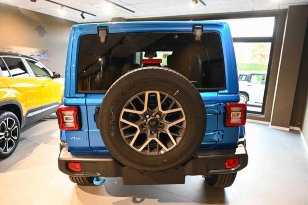 Jeep Wrangler Unlimited nuova a Torino (3)