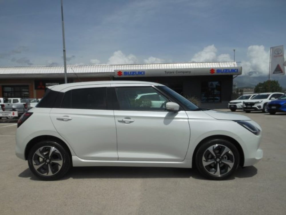 Suzuki Swift nuova a L'Aquila (4)