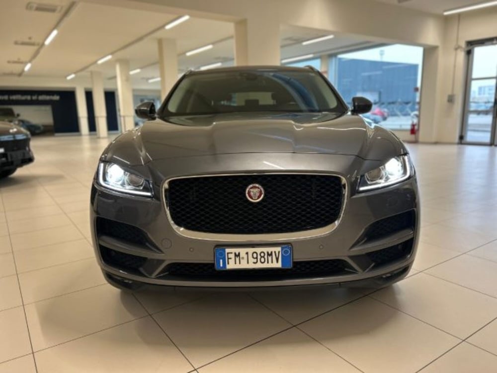 Jaguar F-Pace usata a Modena (2)