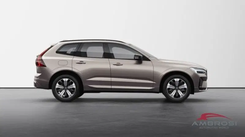 Volvo XC60 nuova a Perugia (2)