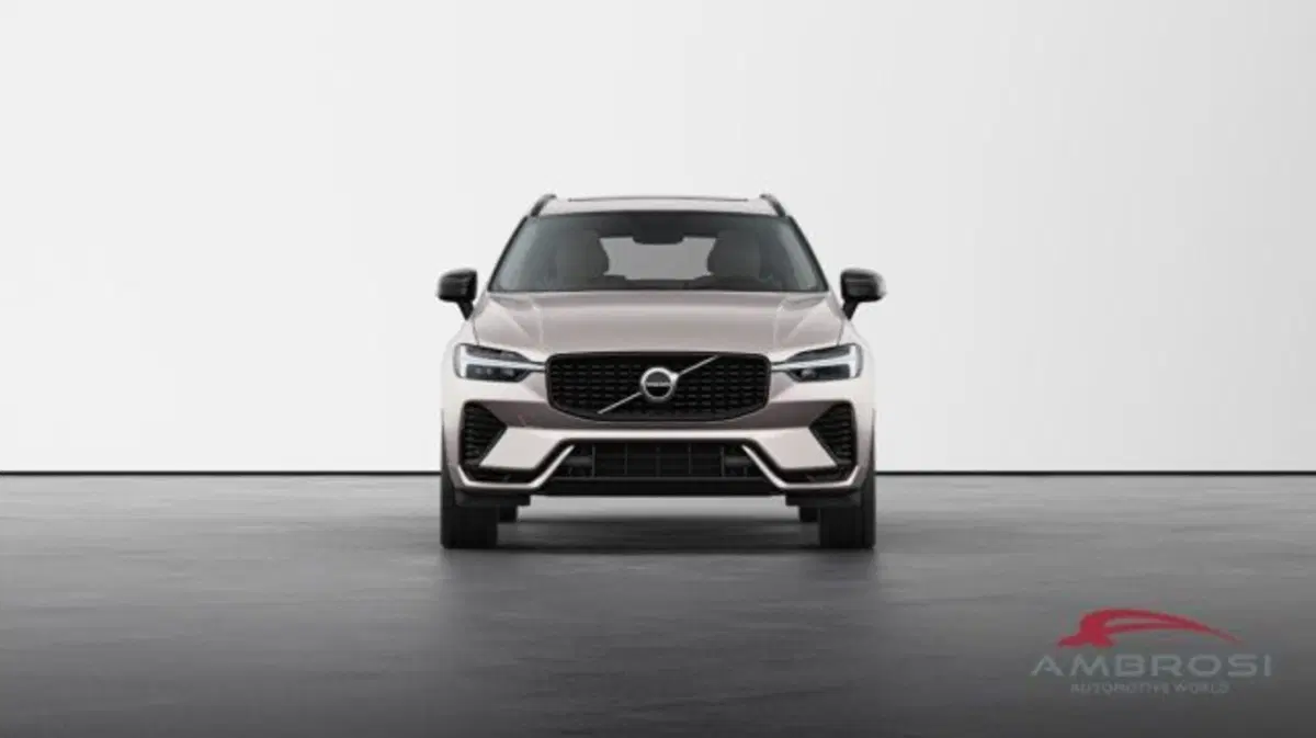 Volvo XC60 nuova a Perugia (3)