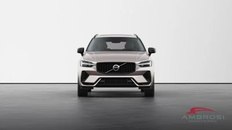 Volvo XC60 nuova a Perugia (3)