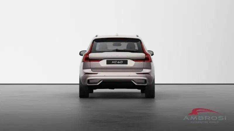 Volvo XC60 nuova a Perugia (4)