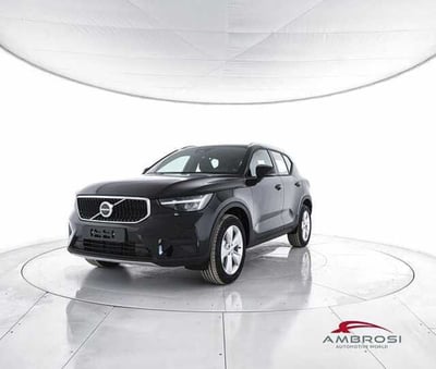 Volvo XC40 B3 automatico Core  nuova a Viterbo