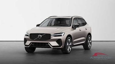 Volvo XC60 T6 Recharge AWD Plug-in Hybrid aut. Plus Dark nuova a Viterbo