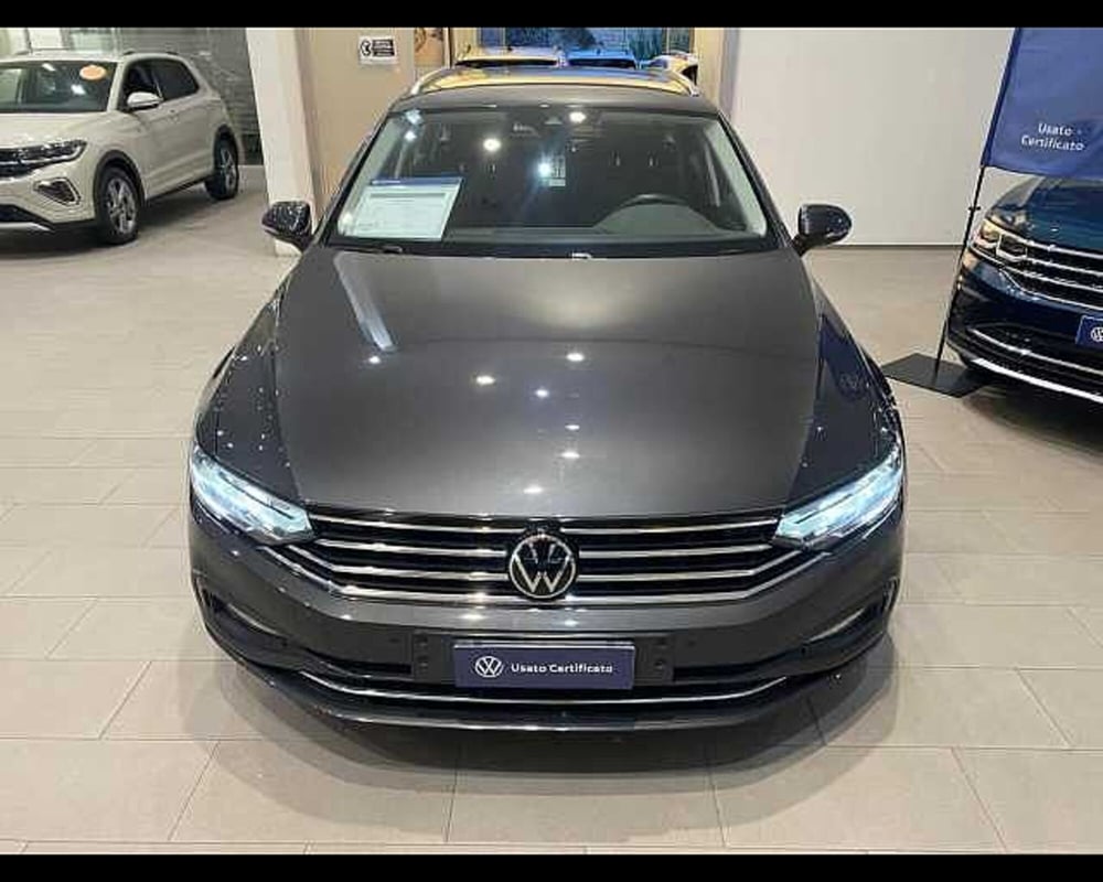 Volkswagen Passat Variant usata a Napoli (8)