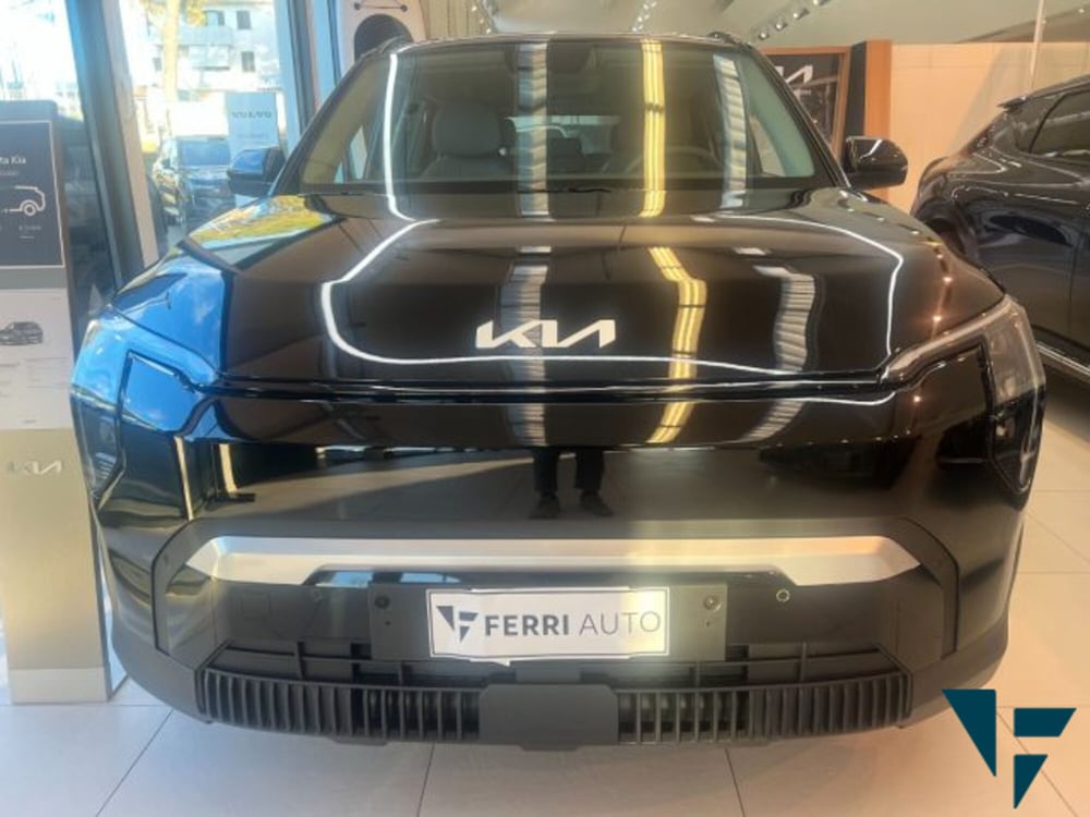 Kia EV3 nuova a Udine (2)